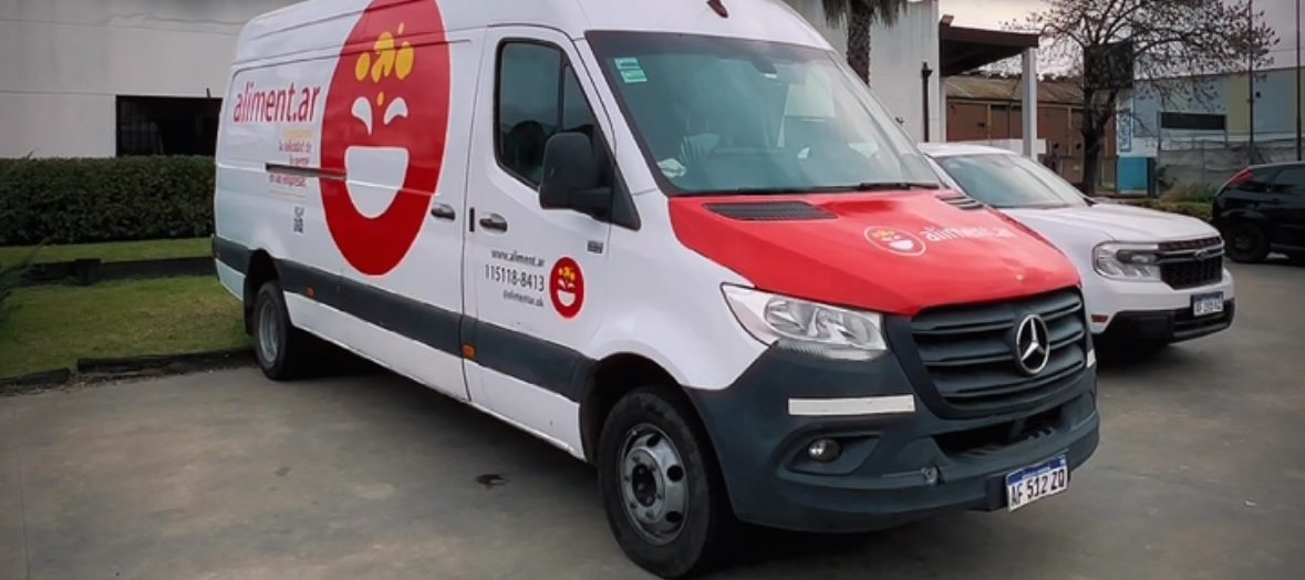 Sprinter de Aliment.ar con gráfica vehicular